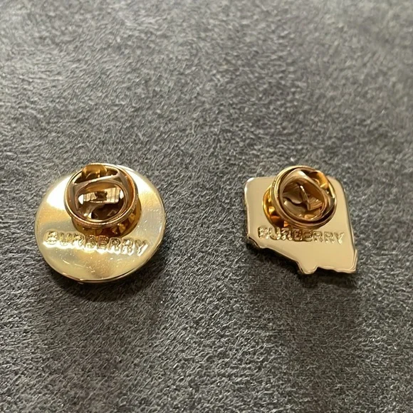 Burberry pins. Excellent condition - Picture 7 of 7